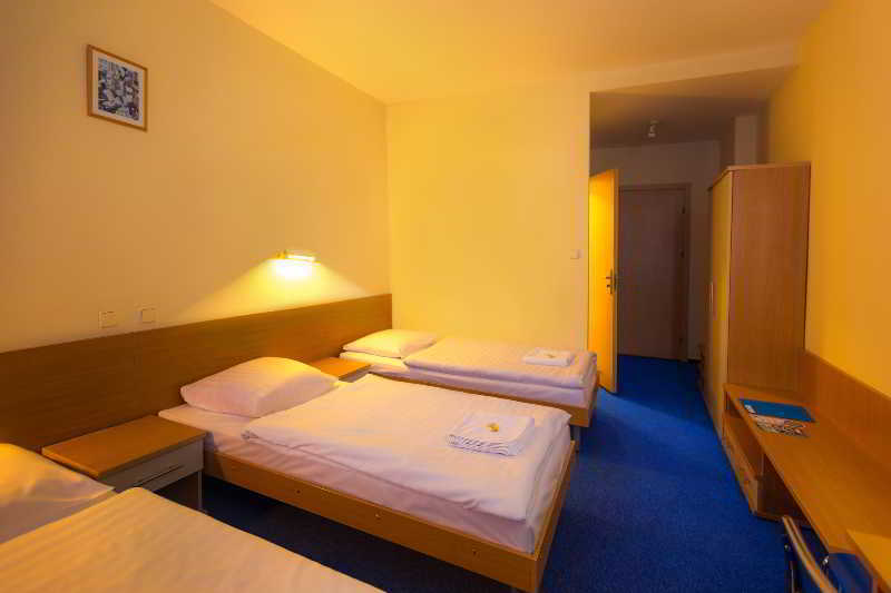 Dom Turystyczny Indigo Hostel Krakow Ngoại thất bức ảnh