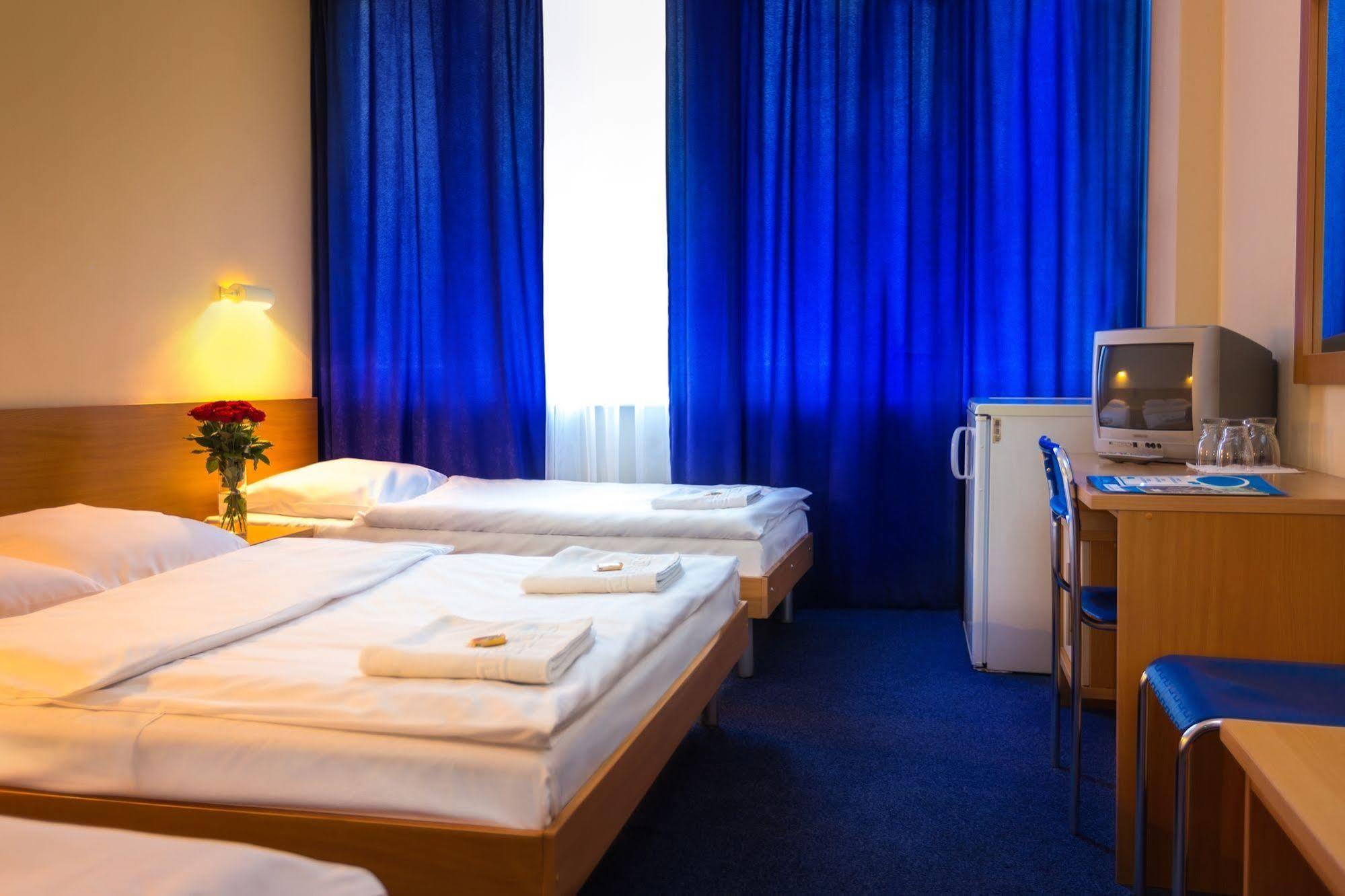 Dom Turystyczny Indigo Hostel Krakow Ngoại thất bức ảnh